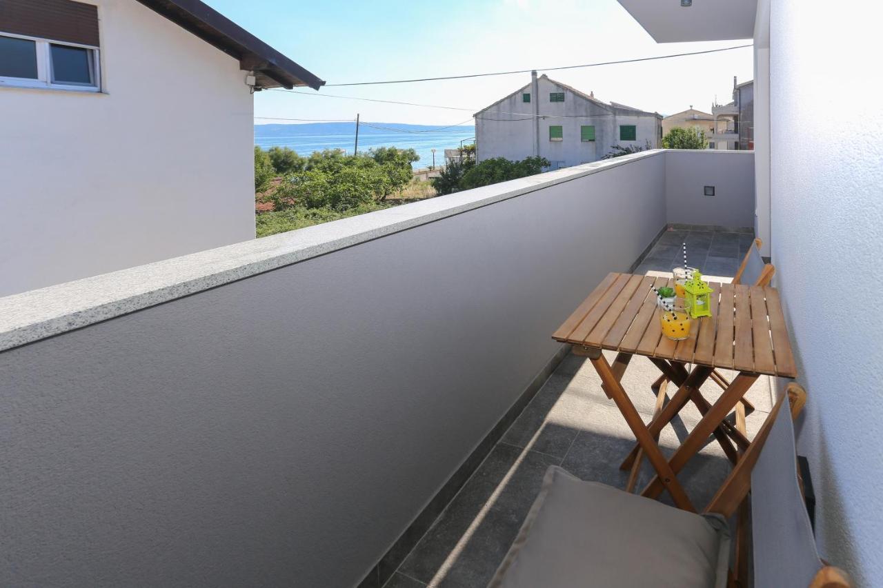 Family Friendly Apartments With A Swimming Pool Kastel Kambelovac, Kastela - 16162 Esterno foto